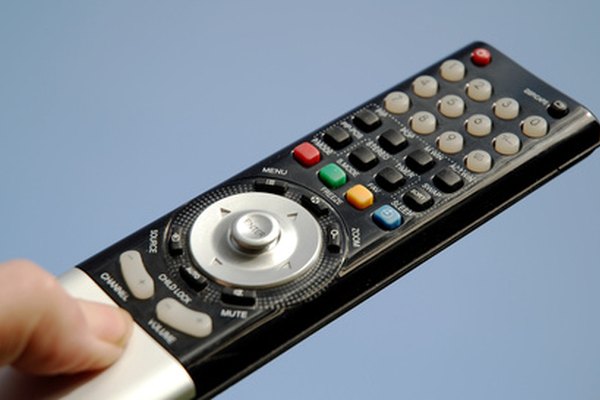 Los controles remotos de la televisión usan un LED para enviar una señal infrarroja a las televisiones.