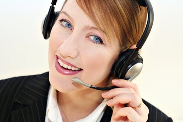 communication service image by Julia Britvich from Fotolia.com Para comercializar mejor tu organización sin fines de lucro, debes aprender acerca de sus beneficiarios y conversar con ellos a través de los medios apropiados.