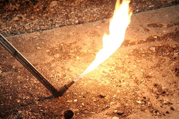 Las variaciones en la mezcla de oxígeno y acetileno producen los distintos tipos de llamas de soldadura.