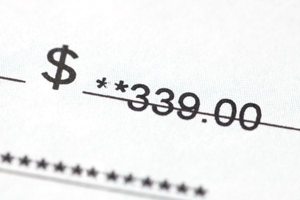 Las deducciones del cheque de pago pueden ser antes o después de los impuestos.