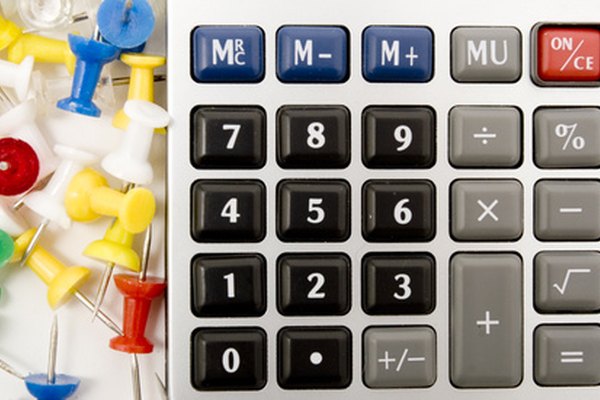 Calculator image by MAXFX from Fotolia.com La metodología de contabilidad puede hacer una diferencia en la comprensión de los estados financieros.