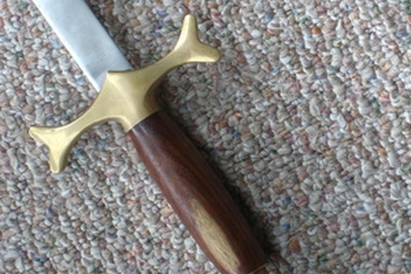 A través de la historia, la espada ha sido una de las principales armas utilizadas en combate cuerpo a cuerpo.