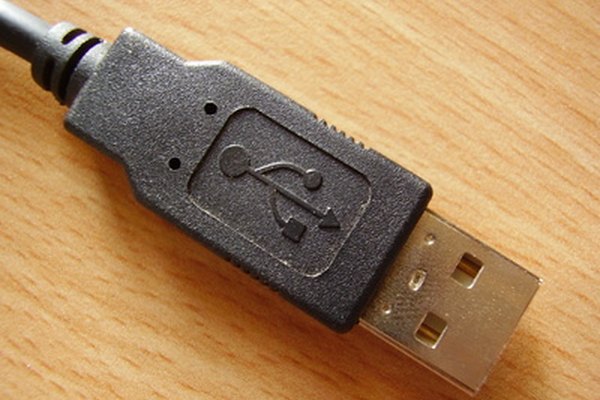 Playstation 2 fue la primera consola en ofrecer los puertos USB.