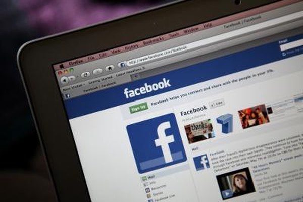 Justin Sullivan/Getty Images News/Getty Images La función de Facebook de reajustar contraseña no requiere de que incies sesión en tu cuenta de Facebook.