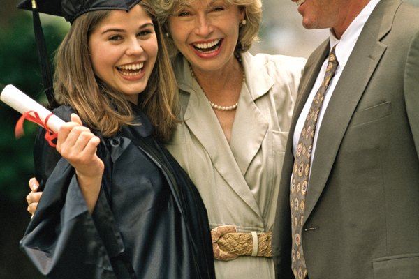 Obtener un título universitario es un reconocimiento a años de esfuerzo.