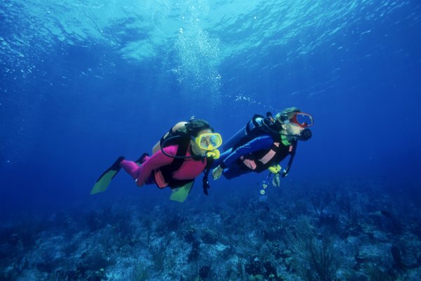 La cal sodada ayuda a eliminar el dióxido de carbono durante el buceo en aguas profundas.