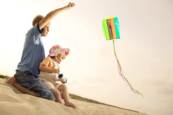 Explora las actividades de alta y baja con tu niño.