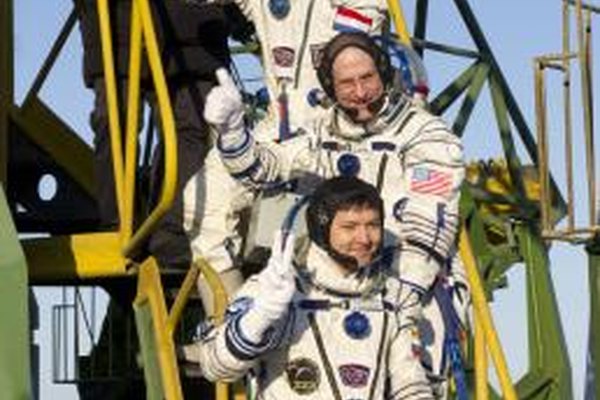 NASA/Getty Images News/Getty Images Los astronautas deben ser inteligentes, tener muy buena resistencia física y mucha fortaleza mental.