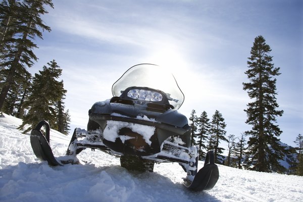 Los tanques de gasolina hechos de plástico también se pueden encontrar en motos de nieve.