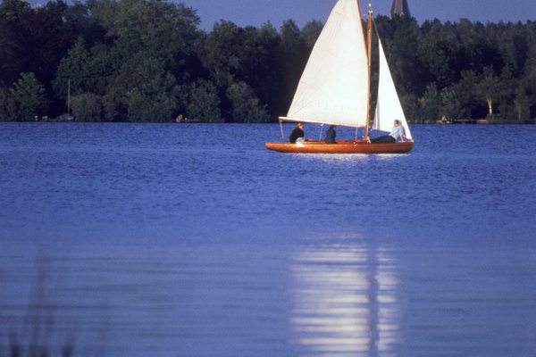 Conoce la distancia a la que está este barco.