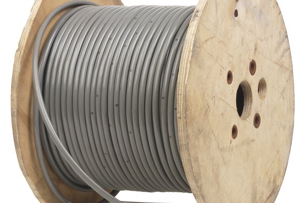 El alambre estañado ofrece una mejor resistencia y resistencia a la corrosión.