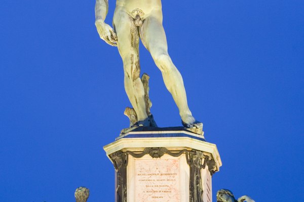 El David de Miguel Angel es una de las esculturas más famosas de todos los tiempos.