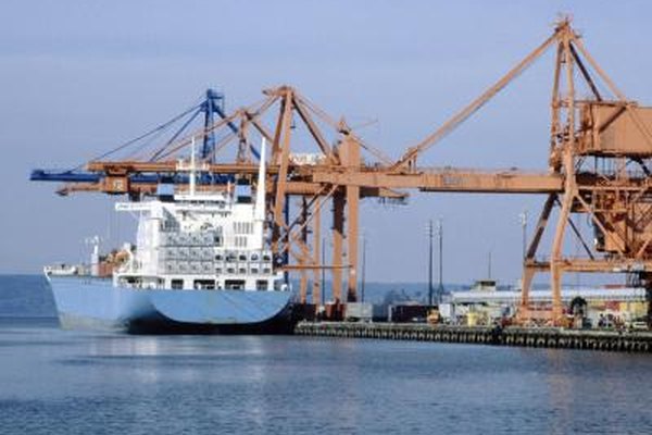 Ablestock.com/AbleStock.com/Getty Images Los países en desarrollo a menudo pueden avanzar en su economía a través de acuerdos estratégicos de libre comercio.
