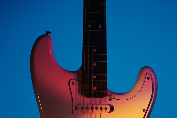 Explora nuevos sonidos probando distintas afinaciones en tu guitarra.