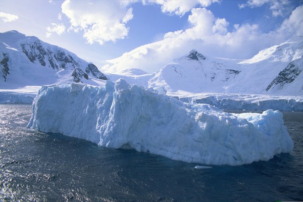 El Polo Sur es más frío que su contraparte del norte.