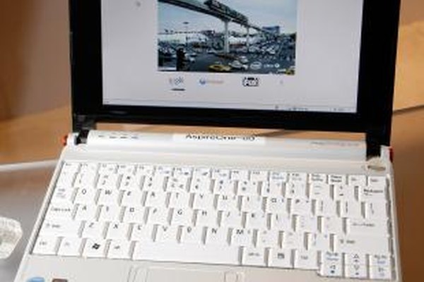 How to Use the Video Camera on an Acer Laptop | It Still Works