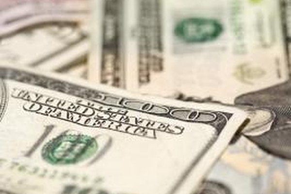 Thinkstock/Comstock/Getty Images Las diferentes fuentes de fondos vienen con diferentes ventajas y desventajas para cualquier negocio.