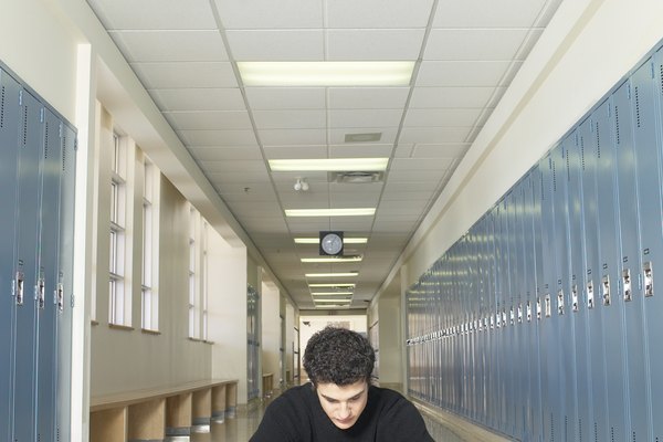 Un documento solicitado por tu posible empleador puede ser el que establece que has finalizado la escuela secundaria.
