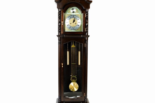 Los precios de un reloj están influidos por sus condiciones y el atractivo estético.