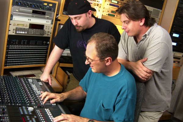 Los estudios de grabación confían en amplificadores operacionales de poco ruido.
