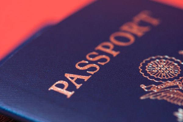 A quienes tienen doble ciudadanía se les permite viajar libremente entre dos países, pero puede haber riesgos al hacerlo.
