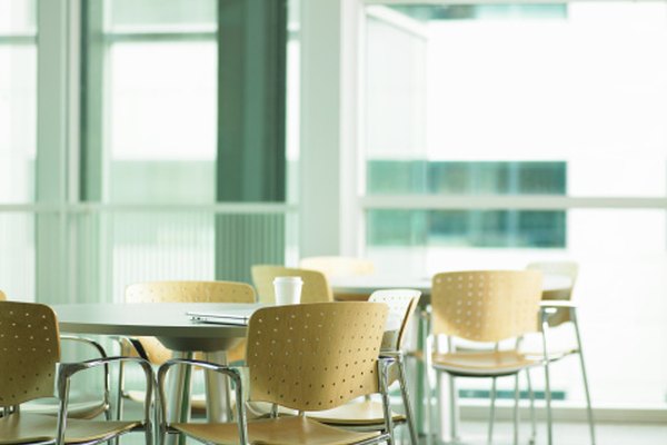 El trabajo en una cafetería es un buen trabajo a tiempo parcial para estudiantes.