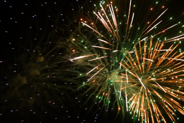 Los fuegos artificiales son divertidos pero extremadamente peligrosos.
