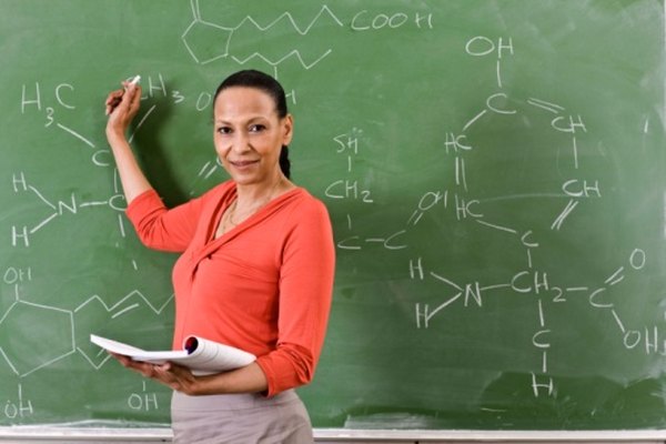 Los diferentes planes de estudio en el salón de clases afectan las experiencias de aprendizaje.