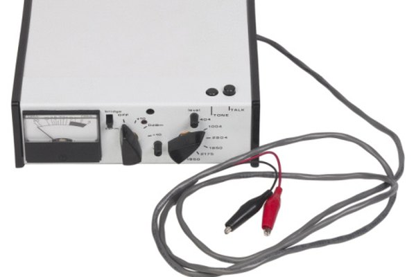 Las puntas de pruebas se usan para conectar equipo de pruebas a componentes electrónicos.