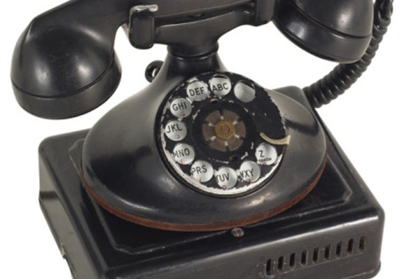 La invención del teléfono agregó una nueva dimensión en la comunicación.