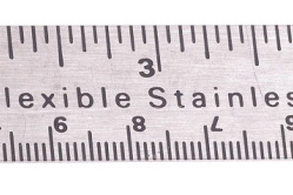 Las medidas como los centímetros y pulgadas son ejemplos de ambos tipos de sistemas.