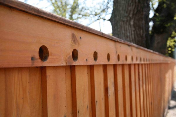 Usa la herramienta correcta para hacer agujeros en cualquier tipo de madera.