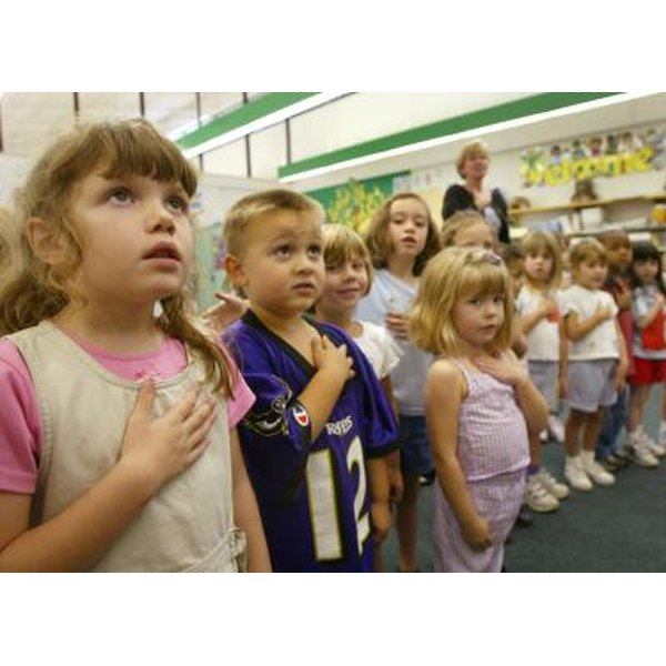 Easy Explanation of the Pledge of Allegiance for Kids ...