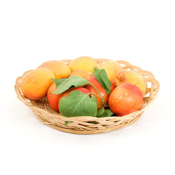 Are Peaches Carbohydrates? Healthfully