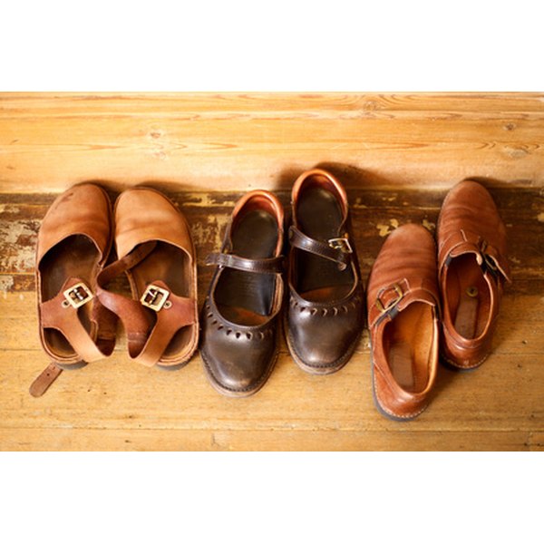 How To Get Rubber Off Leather Shoes Our Everyday Life These Stain Removal Techniques Will Help Remove Rubber Stains From Leather Shoes