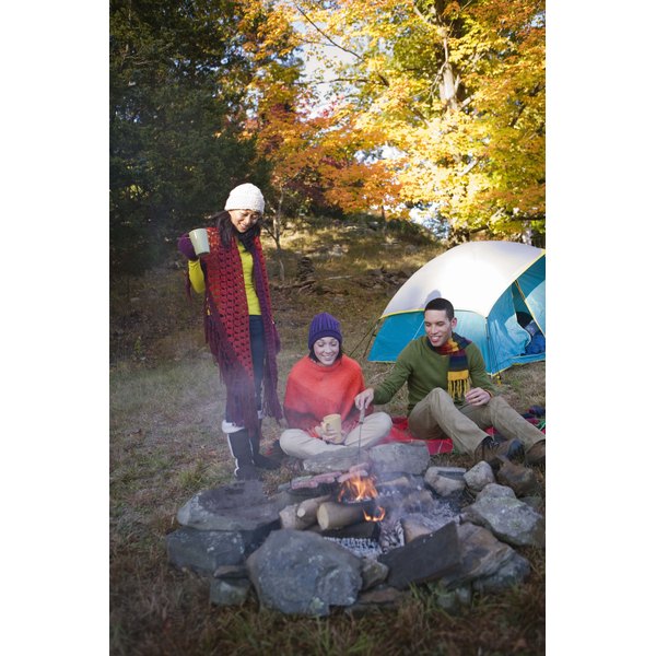 romantic-camping-ideas-synonym
