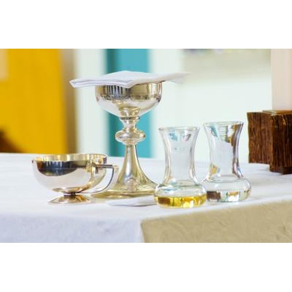 differences-in-the-meaning-of-the-sacraments-in-christian-churches-synonym