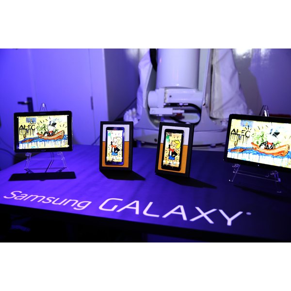 tab e screen size