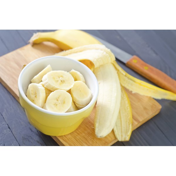 Why Are Bananas Good for Athletes? Healthfully