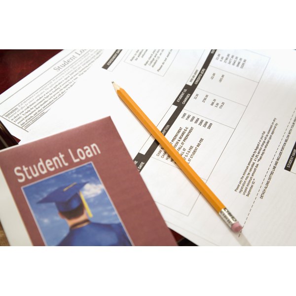 what-factors-affect-how-much-financial-aid-a-student-can-receive-synonym