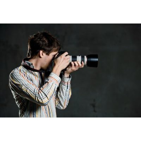 What Classes Do You Need to Be a Photographer? Synonym