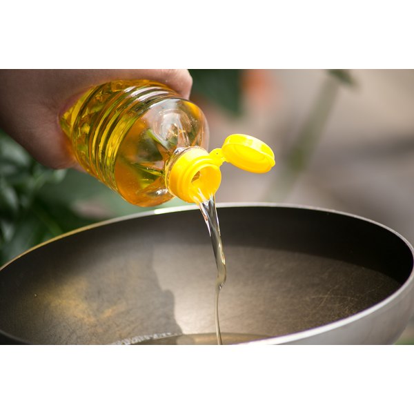 Does Motor Oil Expire >> Does Cooking Oil Go Bad? | Our Everyday Life Does Motor Oil Expire >> Does Cooking Oil Go Bad? | Our Everyday Life