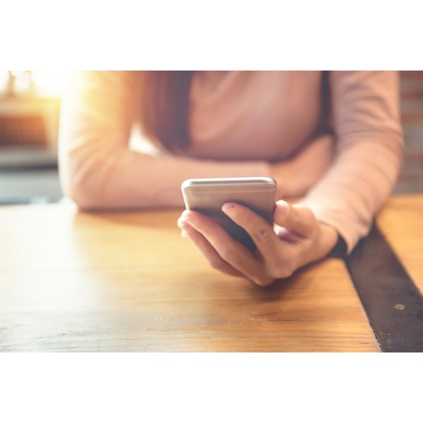How to send an email to text synonym