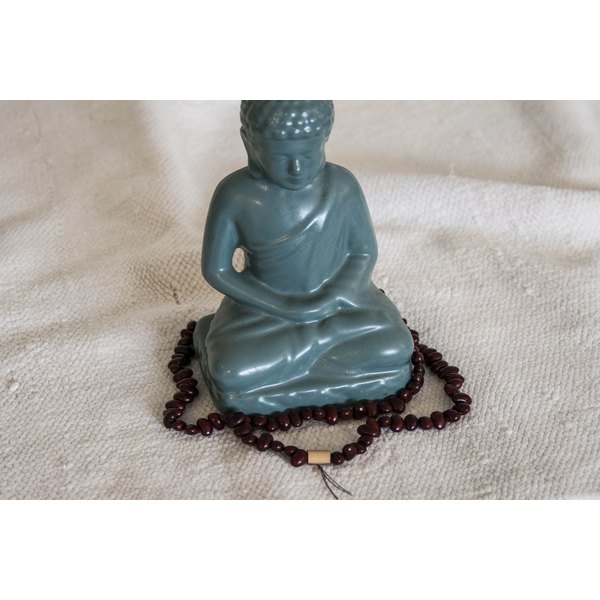 how-to-make-buddhist-prayer-beads-synonym