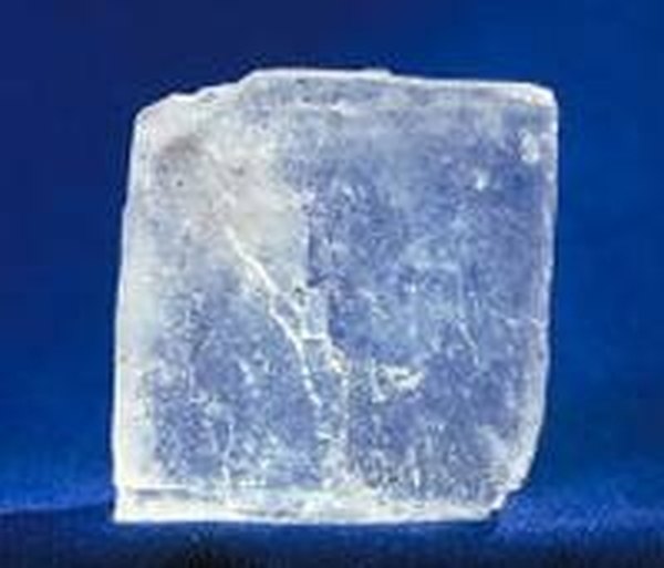 Halite (sodium chloride)