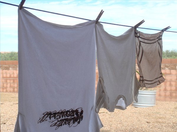 How to Hang Clothes to Dry | HomeSteady