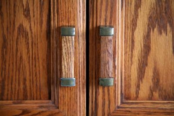 can you stain oak cabinets with espresso stain color