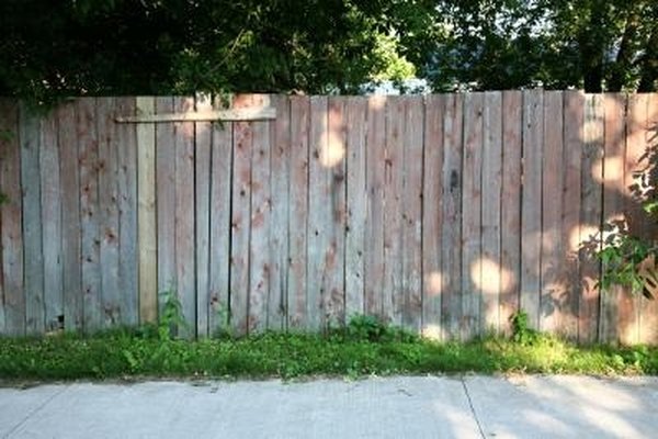 How To Calculate Fence Boards Per Foot Homesteady