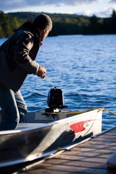 How to Fix a Pull Cord on an Outboard Motor for a 4HP Yamaha