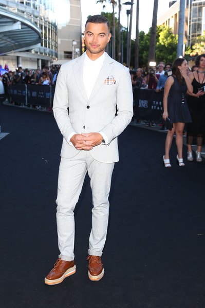 A roupa ficará mais elegante com alguns toques simples